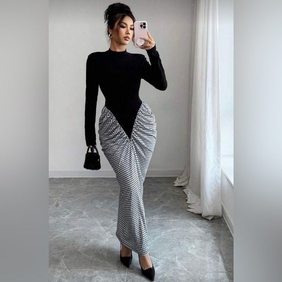 Black & Houndstooth Bodycon women's Dress - Picture 3 of 4